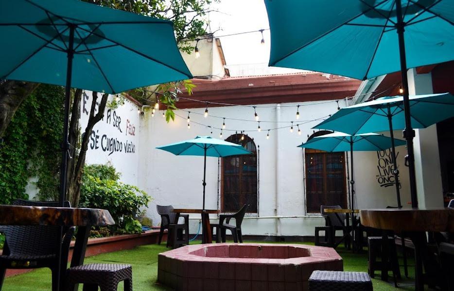 Nostalgic Hostel B&B Guatemala City Екстер'єр фото