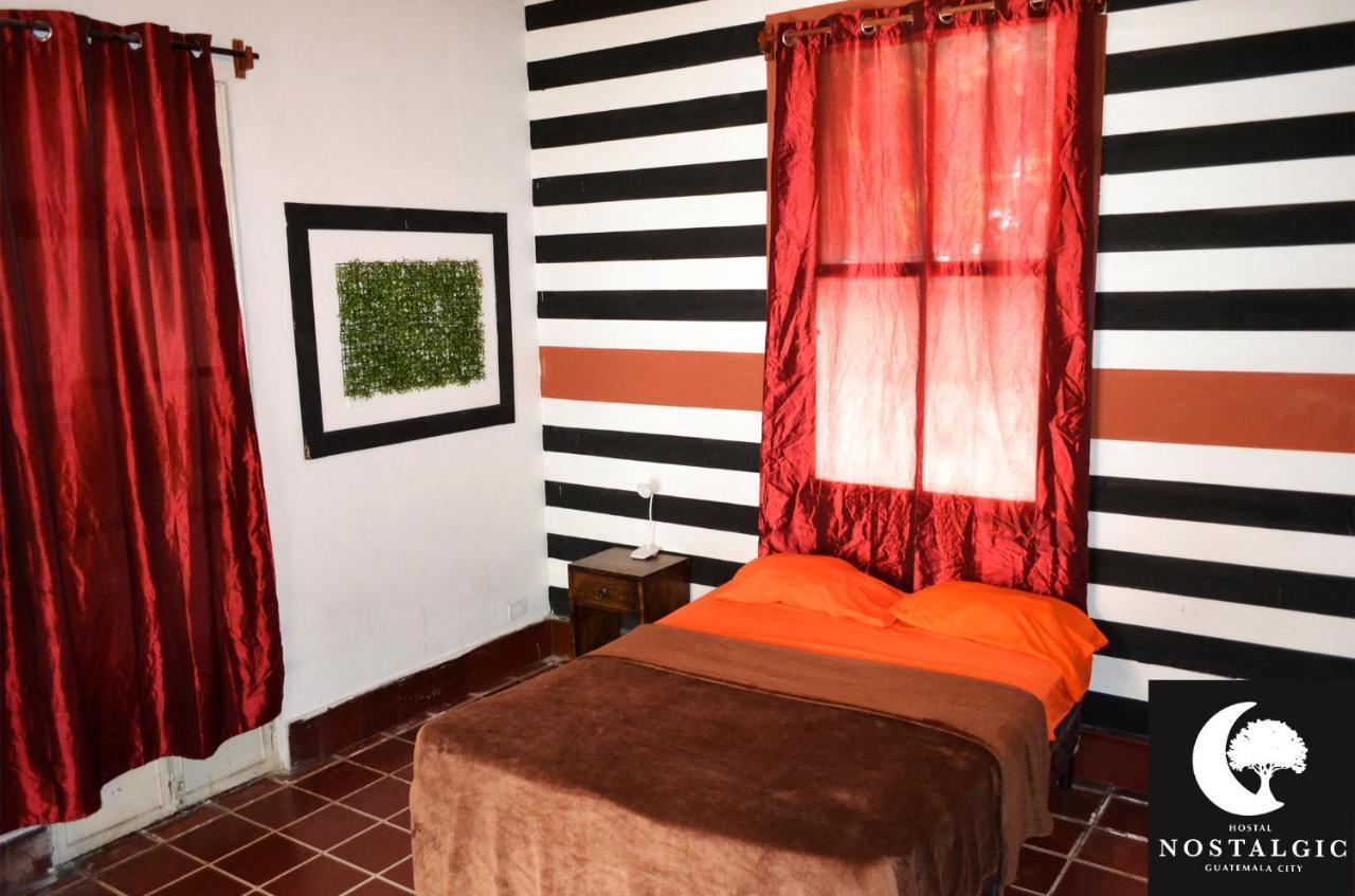 Nostalgic Hostel B&B Guatemala City Екстер'єр фото